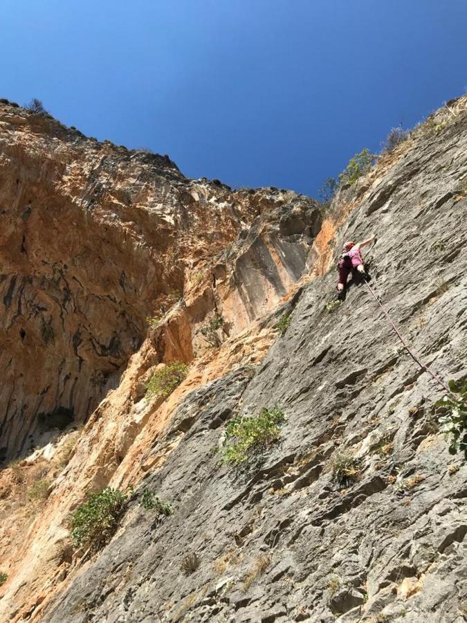 "The Stone" Leilighet Agios Vlasios  Eksteriør bilde