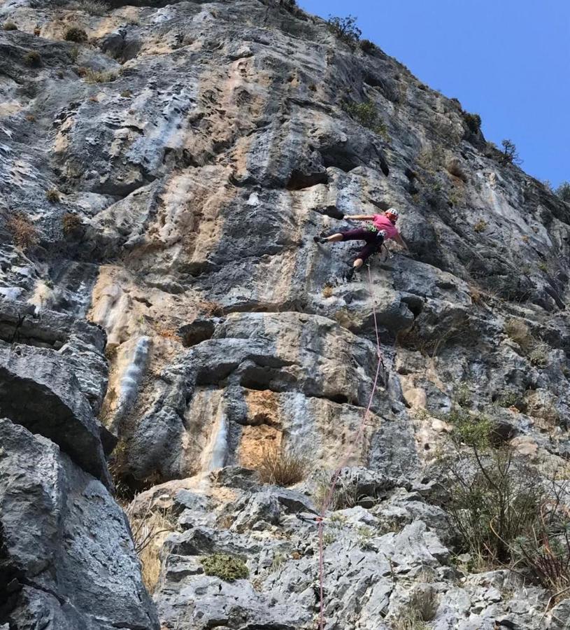 "The Stone" Leilighet Agios Vlasios  Eksteriør bilde