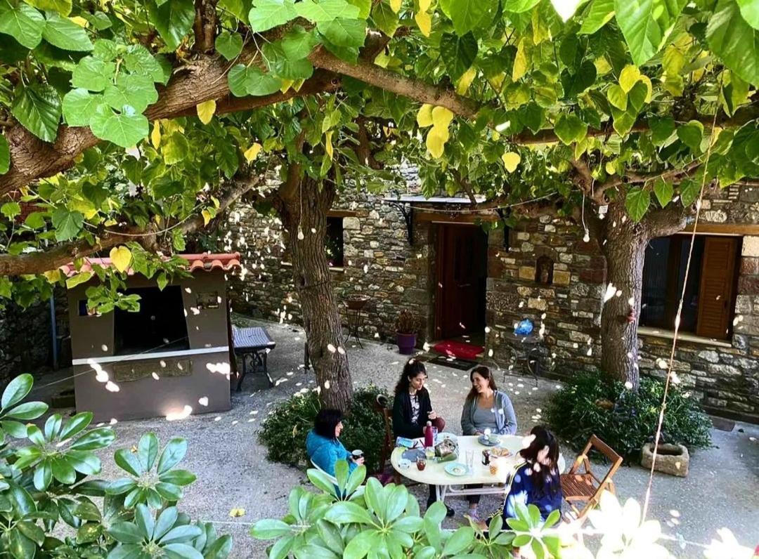 "The Stone" Leilighet Agios Vlasios  Eksteriør bilde